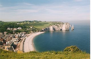 Baies-etretat-france-5197259784-137101