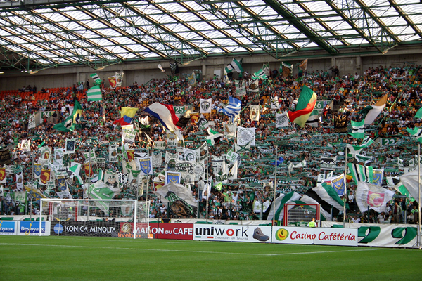 ASSE-Bordeaux-2007-2008-Tribune-Sud_tifos