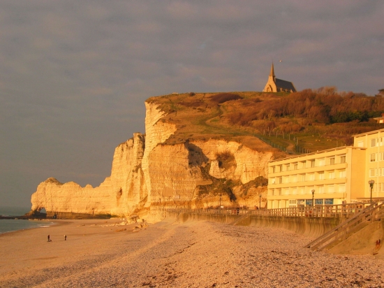 Falaises-plages-autres-mers-et-plages-etretat-france-5920373798-782637