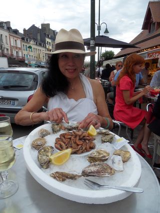 Do Quyen aux Marché aux Poissons à Trouville 