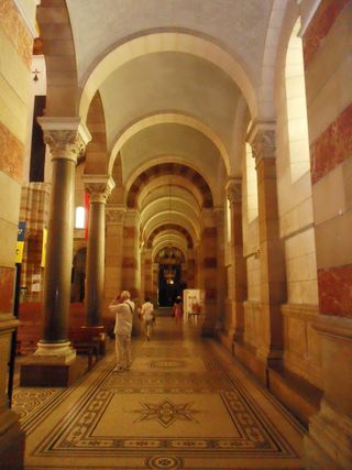 La Cathédrale de Marseille 8