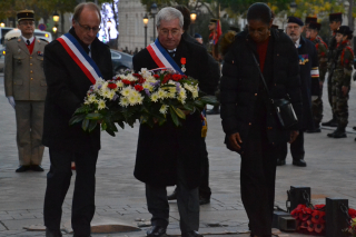 Ravivage de la flame de l'Arc de Triomphe 2016 avec Pierrefitte 2